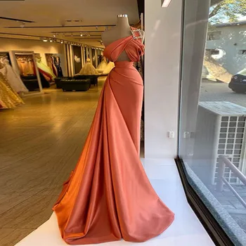 Elegantiškas Oranžinė Vieną Petį Vakare Chalatai Ruches Satino Valyti Traukinių Keltas Suknelės Užtrauktukas Nugaros Oficialų Šalis Suknelė Pagal Užsakymą